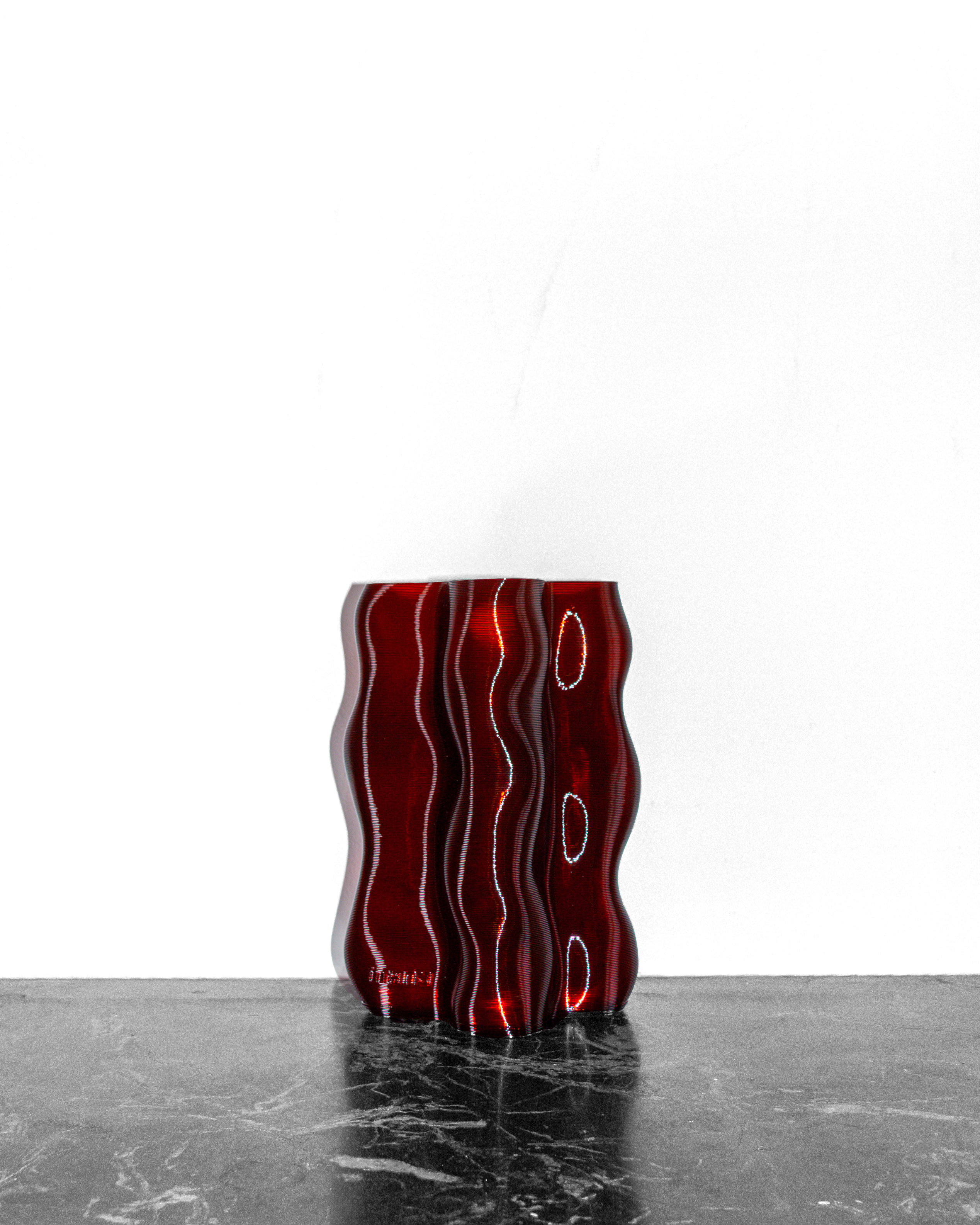 Magma Vase / Amber